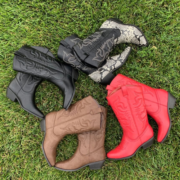 Size 7.5 Red cowboy knee high pull on boot - Picture 8 of 8